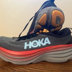 Men’s Hoka Bondi 8 Roadrunners